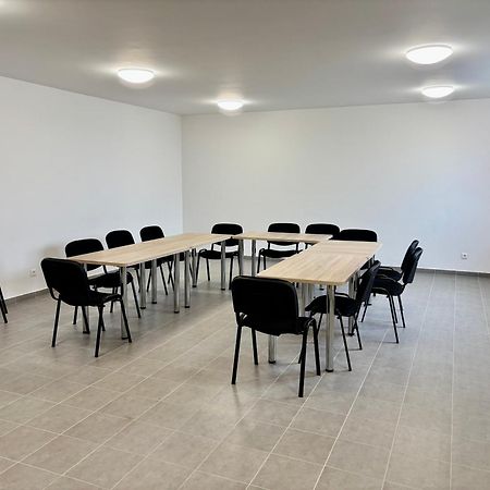 Herics Apartman Тихани Екстериор снимка