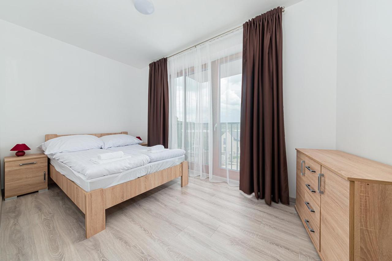 Herics Apartman Тихани Екстериор снимка