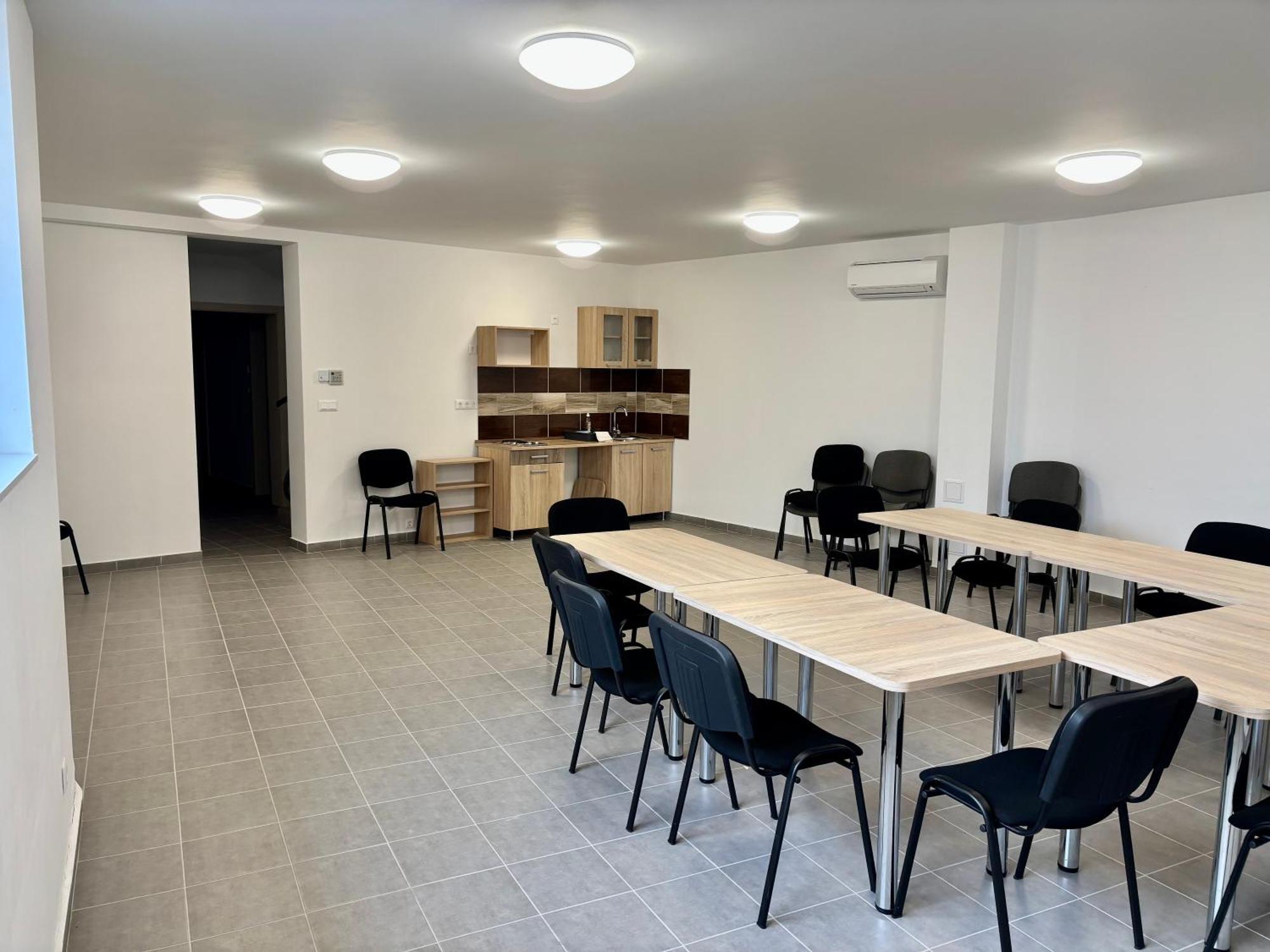 Herics Apartman Тихани Екстериор снимка