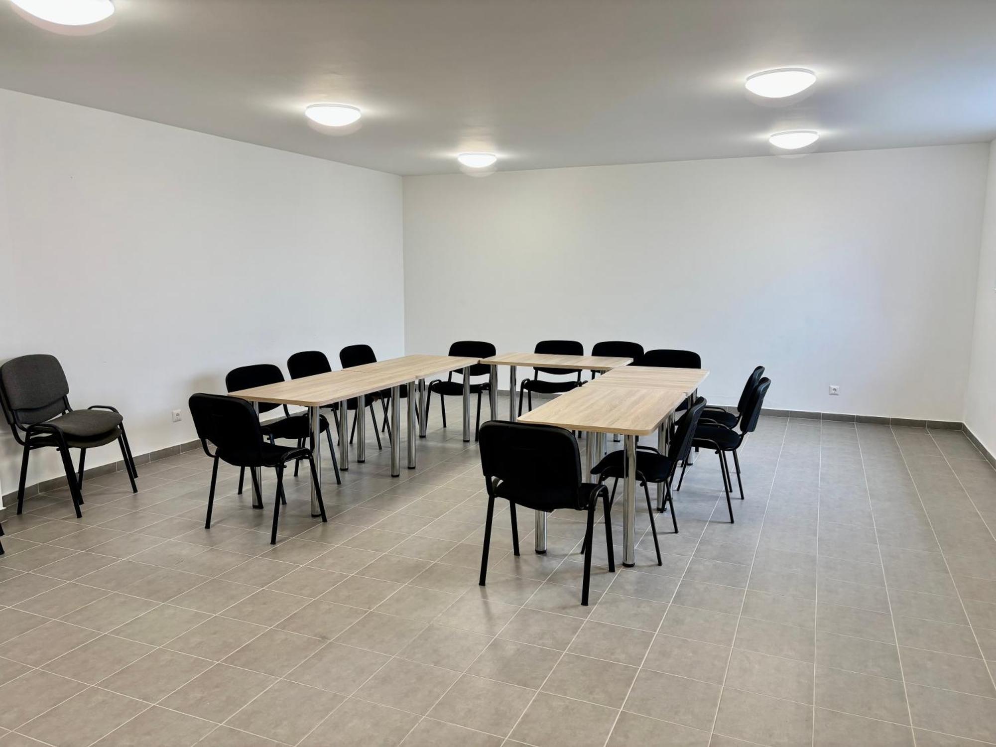 Herics Apartman Тихани Екстериор снимка
